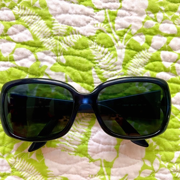 Fendi FS5197 Sunglasses Color Blue - Picture 1 of 10